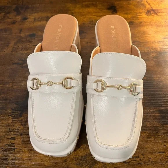 Madden Girl Cream Platform Mules with Gold Studs - Picture 2 of 5